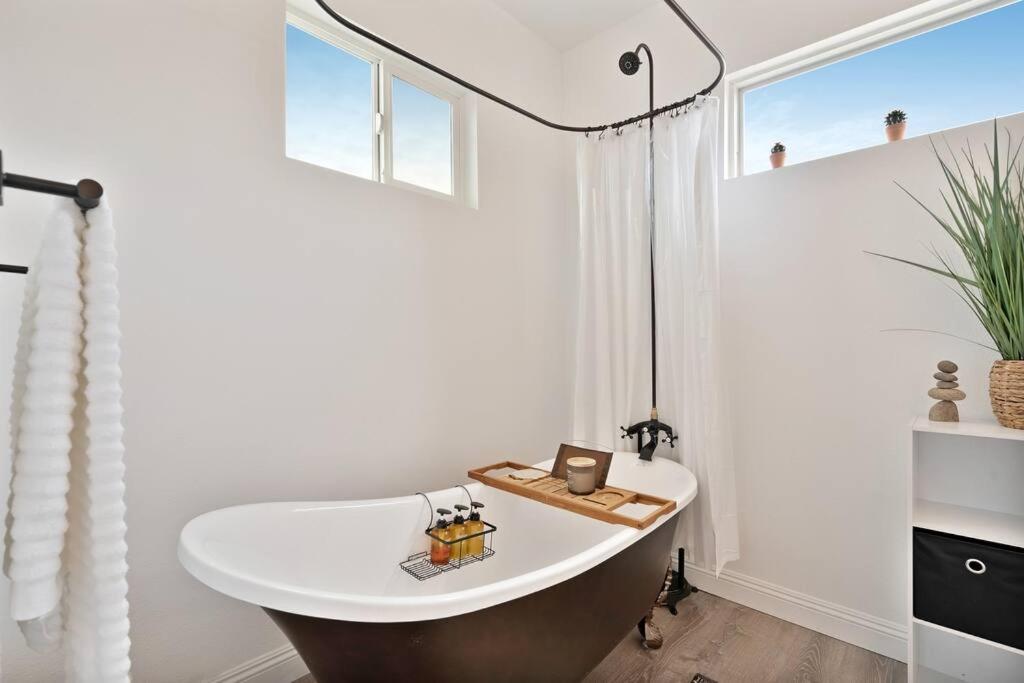 Beautiful Newly Remodeled Home, Near Jt Park Joshua Tree Kültér fotó